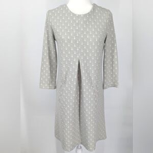Tyler Boe Light Gray White Geometric Long Sleeve Knit Front Pleat Dress Small